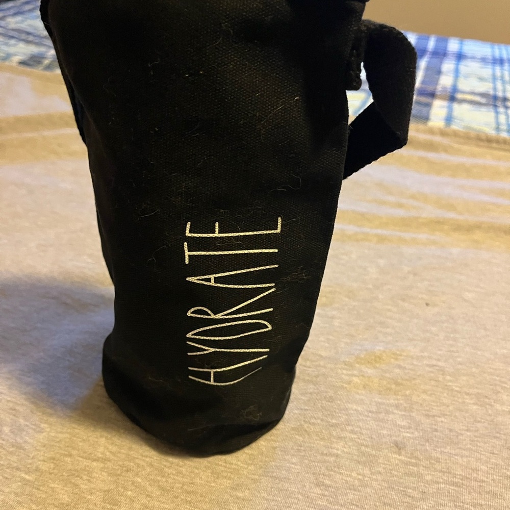 Black Hydrate Water Bottle Holder